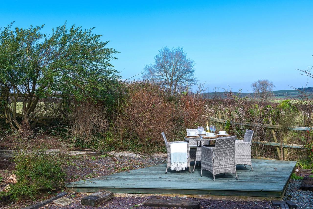 Beautiful Countryside Cottage On The North Wales Coast Абергели Екстериор снимка