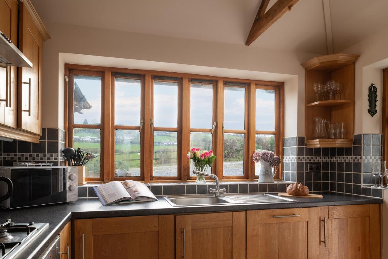 Beautiful Countryside Cottage On The North Wales Coast Абергели Екстериор снимка