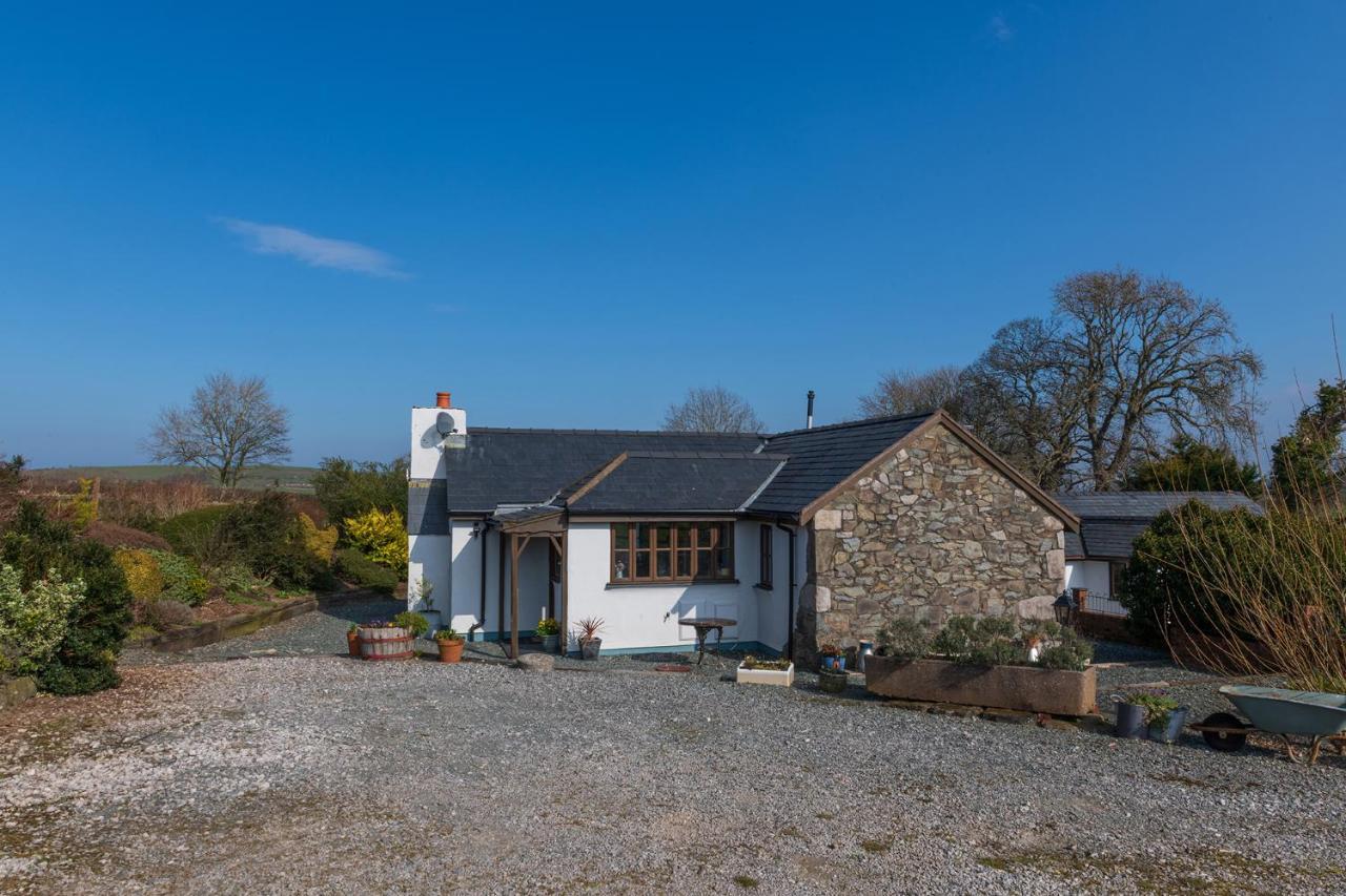Beautiful Countryside Cottage On The North Wales Coast Абергели Екстериор снимка